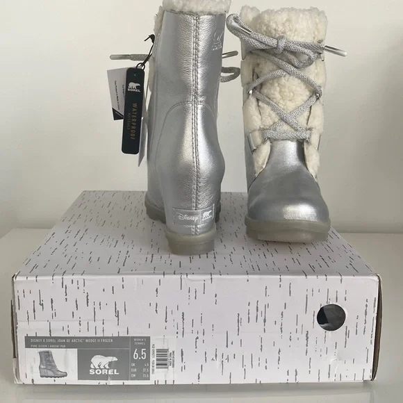 Sorel X Disney Joan of Arctic Wedge Boots Frozen ll Size Women’s 6.5 RARE - Picture 4 of 16